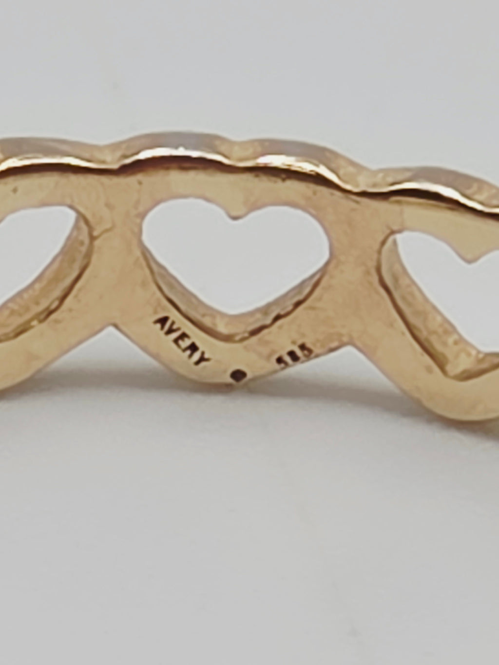 James Avery Solid 14K Yellow Gold Heart Band Ring Size 10