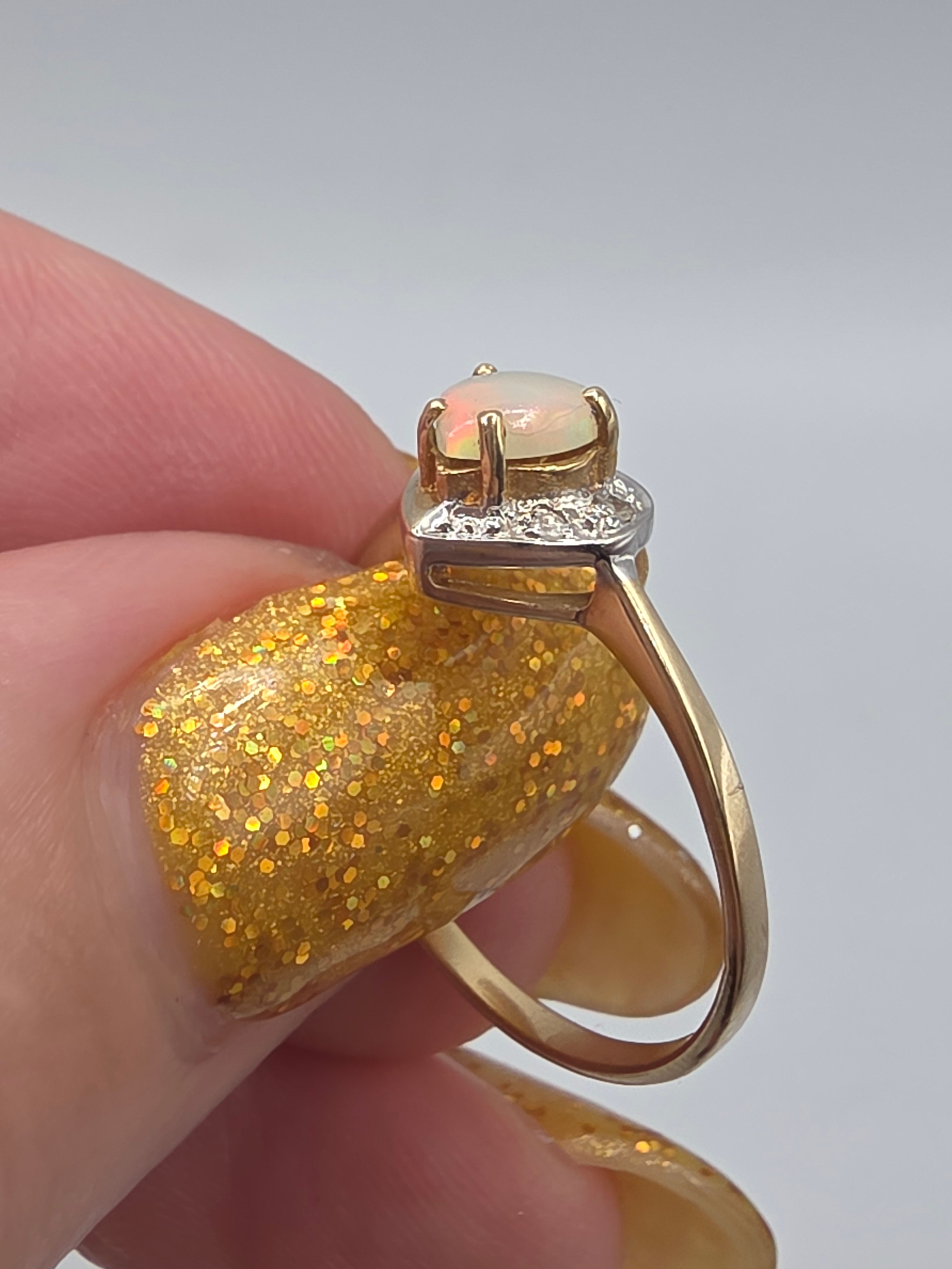 Solid 10K Yellow Gold Heart Cut Opal Ring with Natural Diamond Accents Size 6.25