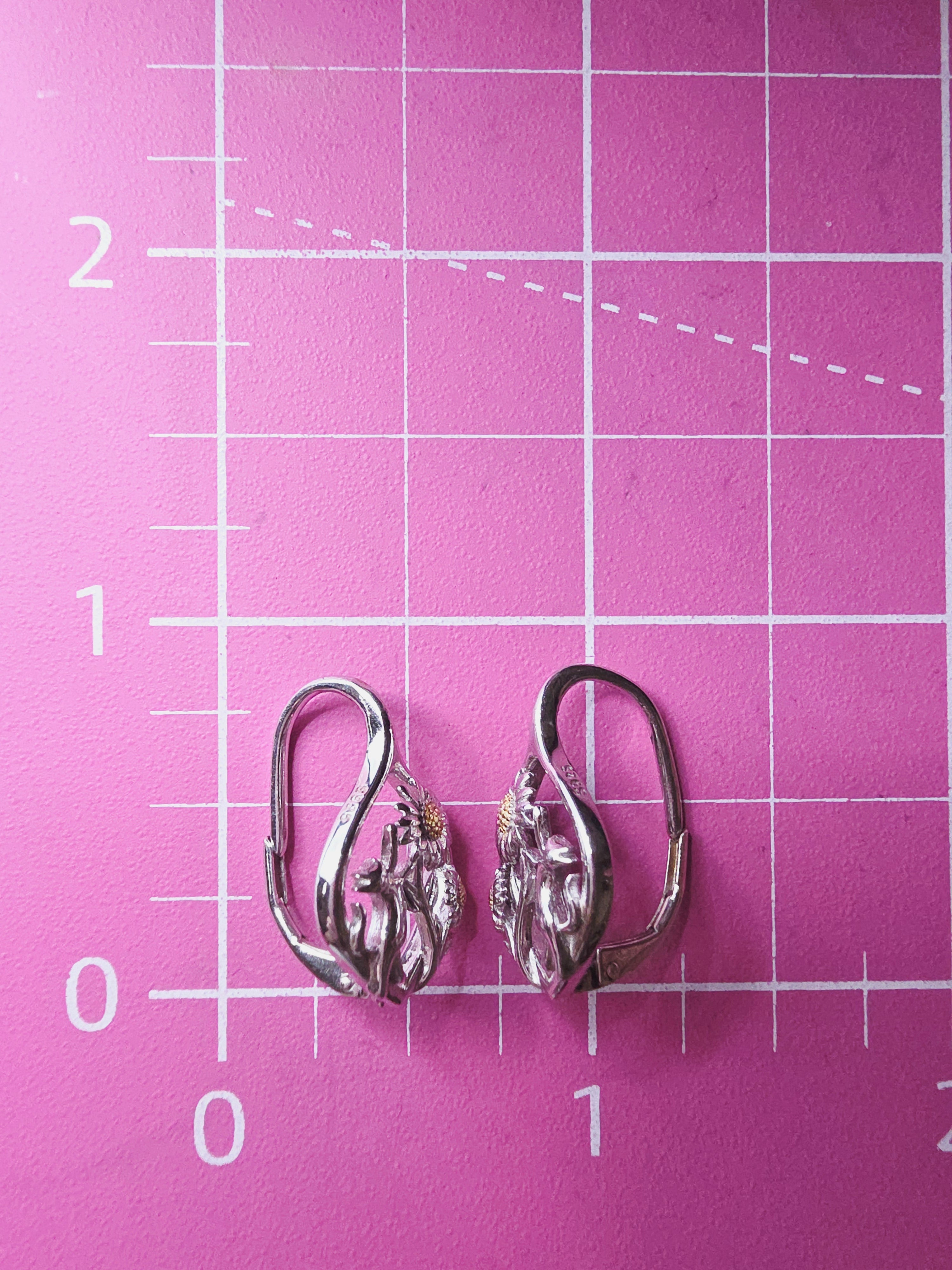 925 Sterling Silver Kitty Cat & Sunflower Leverback Drop Earrings with 24K Gold Accents