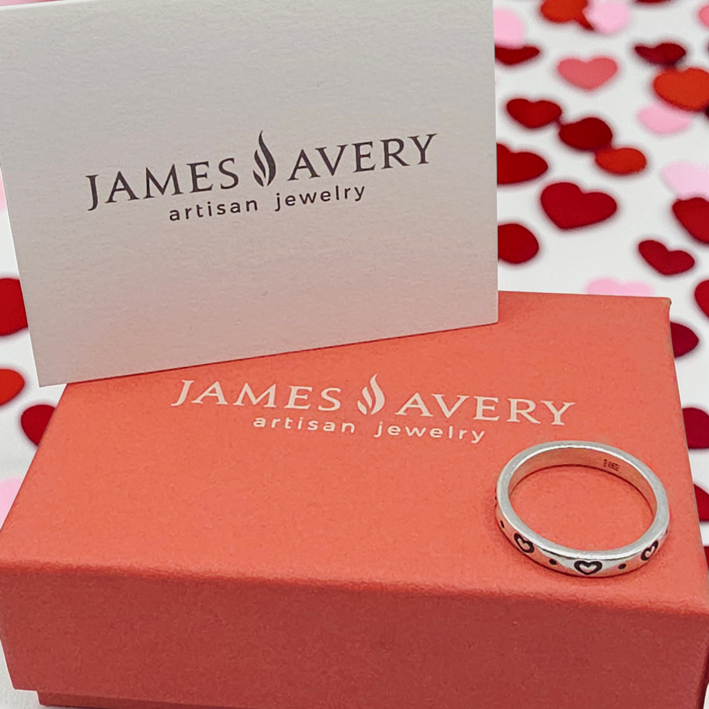 RETIRED James Avery Love Heart Stackable Sterling Silver Ring - Size 6
