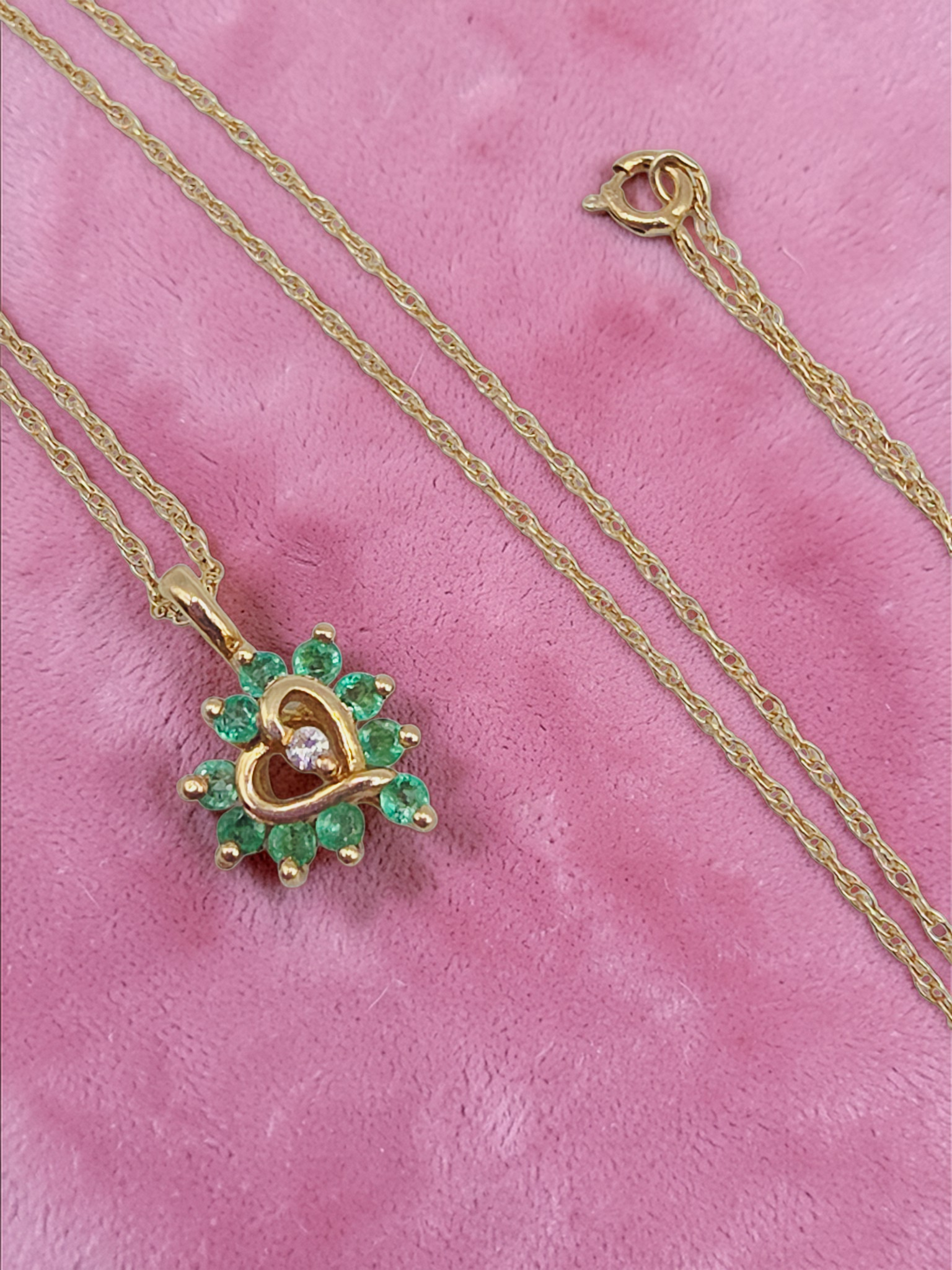 Solid 14k Yellow Gold Necklace with Emerald & Diamond Heart 17.5 Inch