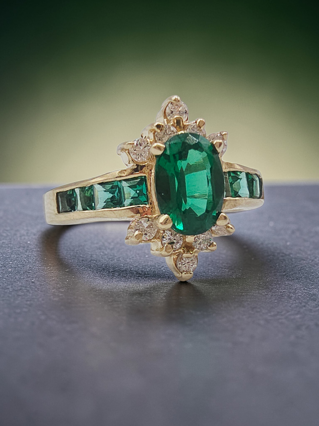 Solid 14K Gold Ring with Oval Lab-Created Emerald & Diamonds – Sz 5.25
