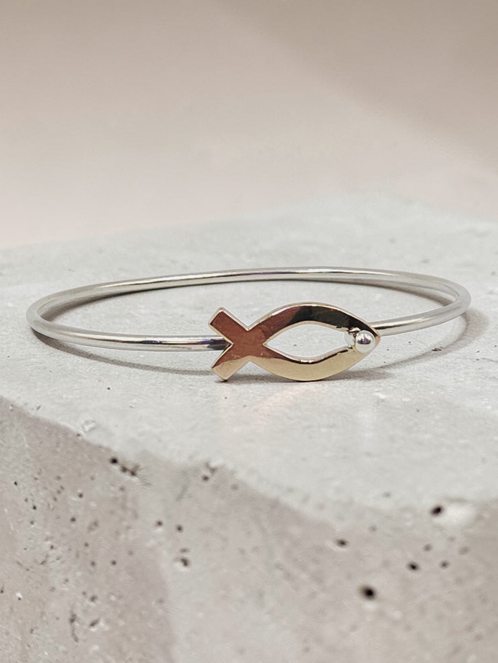 James Avery Sterling Silver Bangle Bracelet with Solid 14K Gold Ichthus - 7 Inch