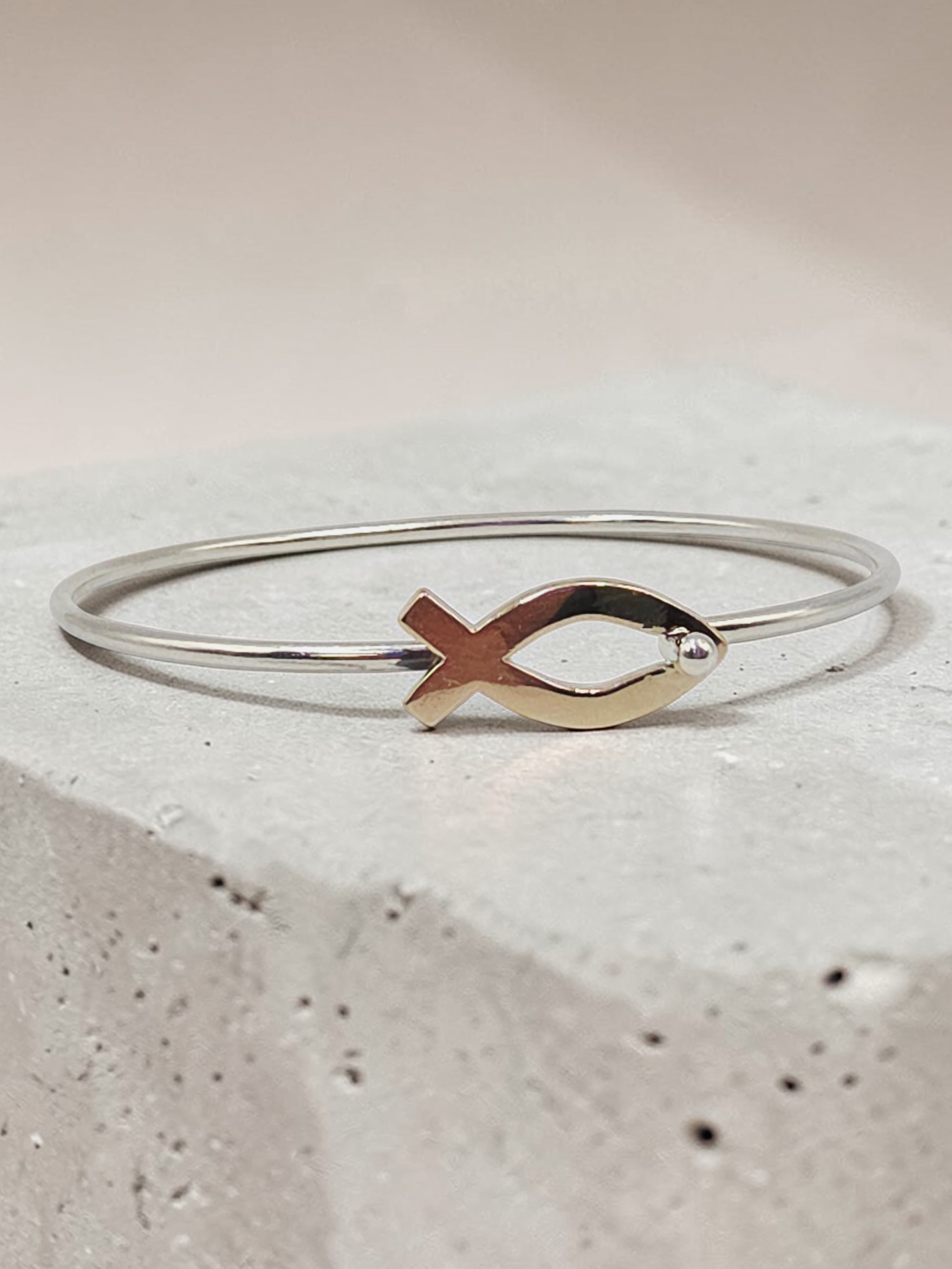 James Avery Sterling Silver Bangle Bracelet with Solid 14K Gold Ichthus - 7 Inch