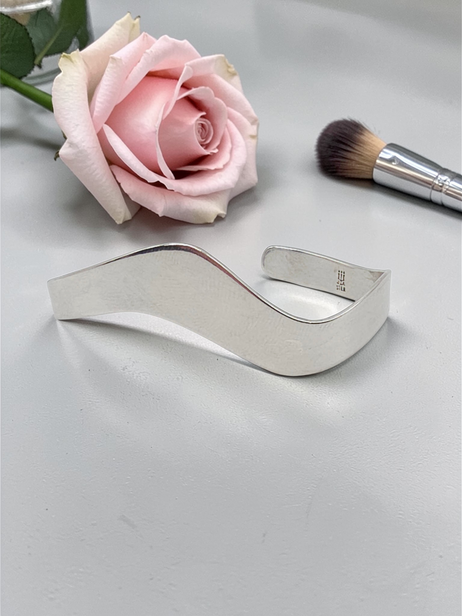 RETIRED James Avery Wavy Sterling Silver  Cuff Bracelet 925 - 7 Inch