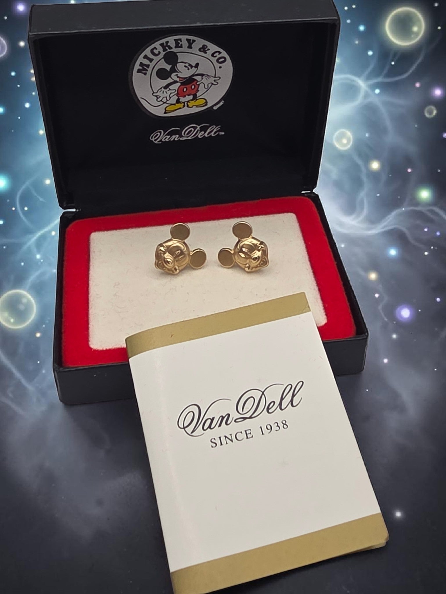 Disney Van Dell Mickey Mouse Solid 14K Yellow Gold Stud Earrings Original Box