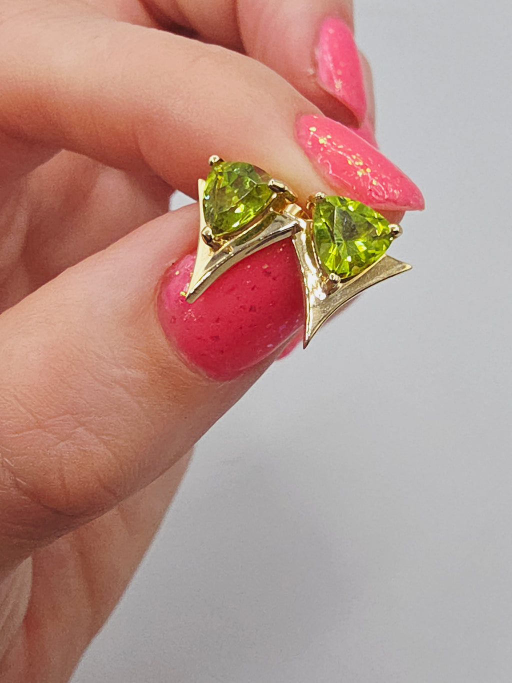 Solid 14K Yellow Gold Trillion Cut Peridot Stud Earrings