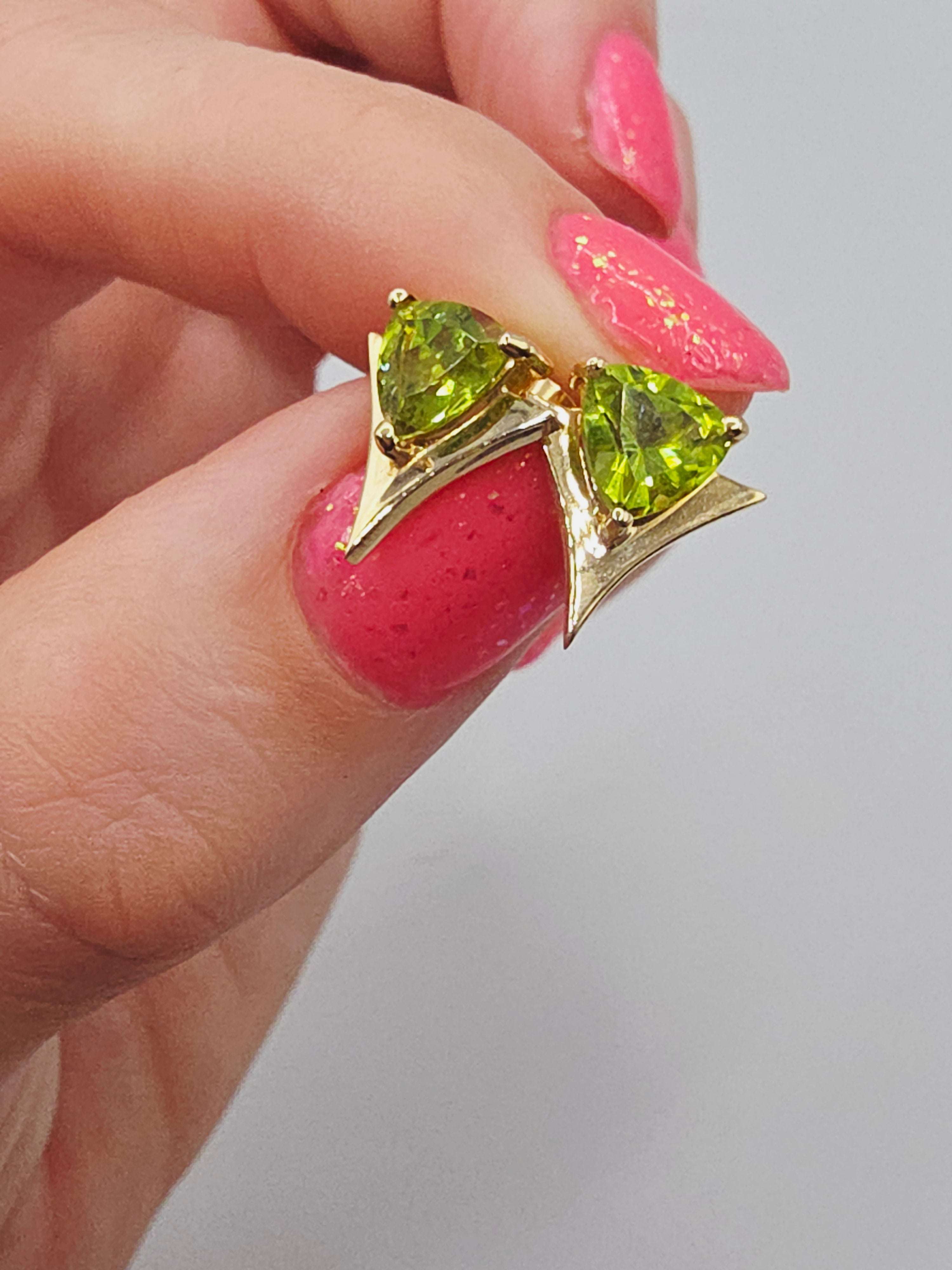 Solid 14K Yellow Gold Trillion Cut Peridot Stud Earrings