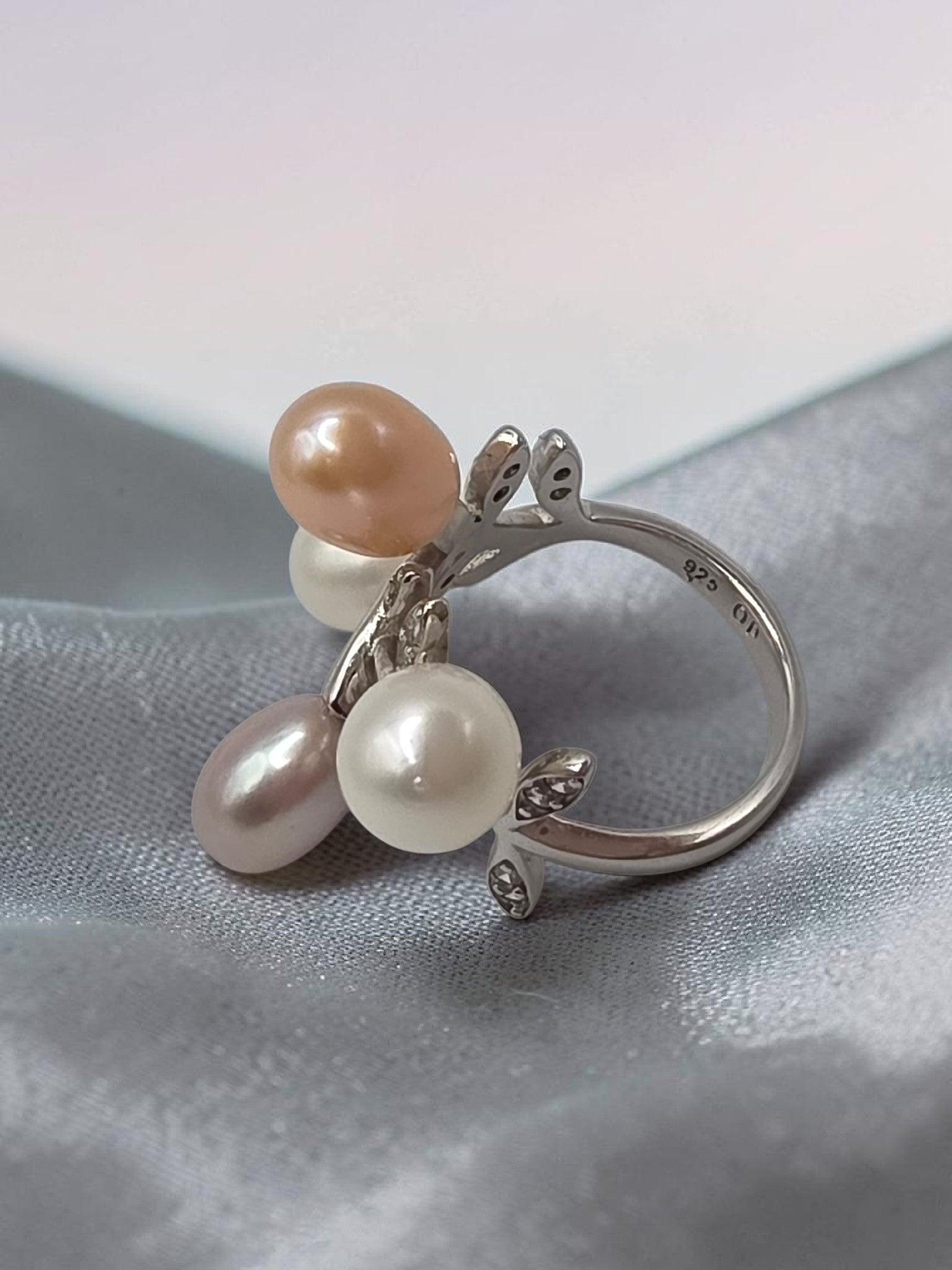 925 Sterling Silver Multi Color Pearl Floral Ring with CZ Leaf Accents - Size 6