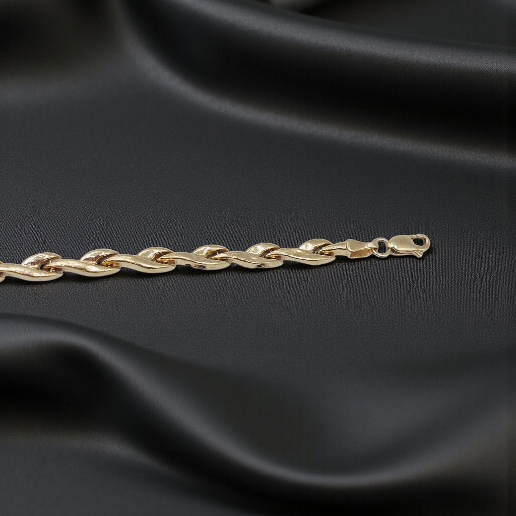 Solid 10K Yellow Gold Bracelet 7.25 Inches