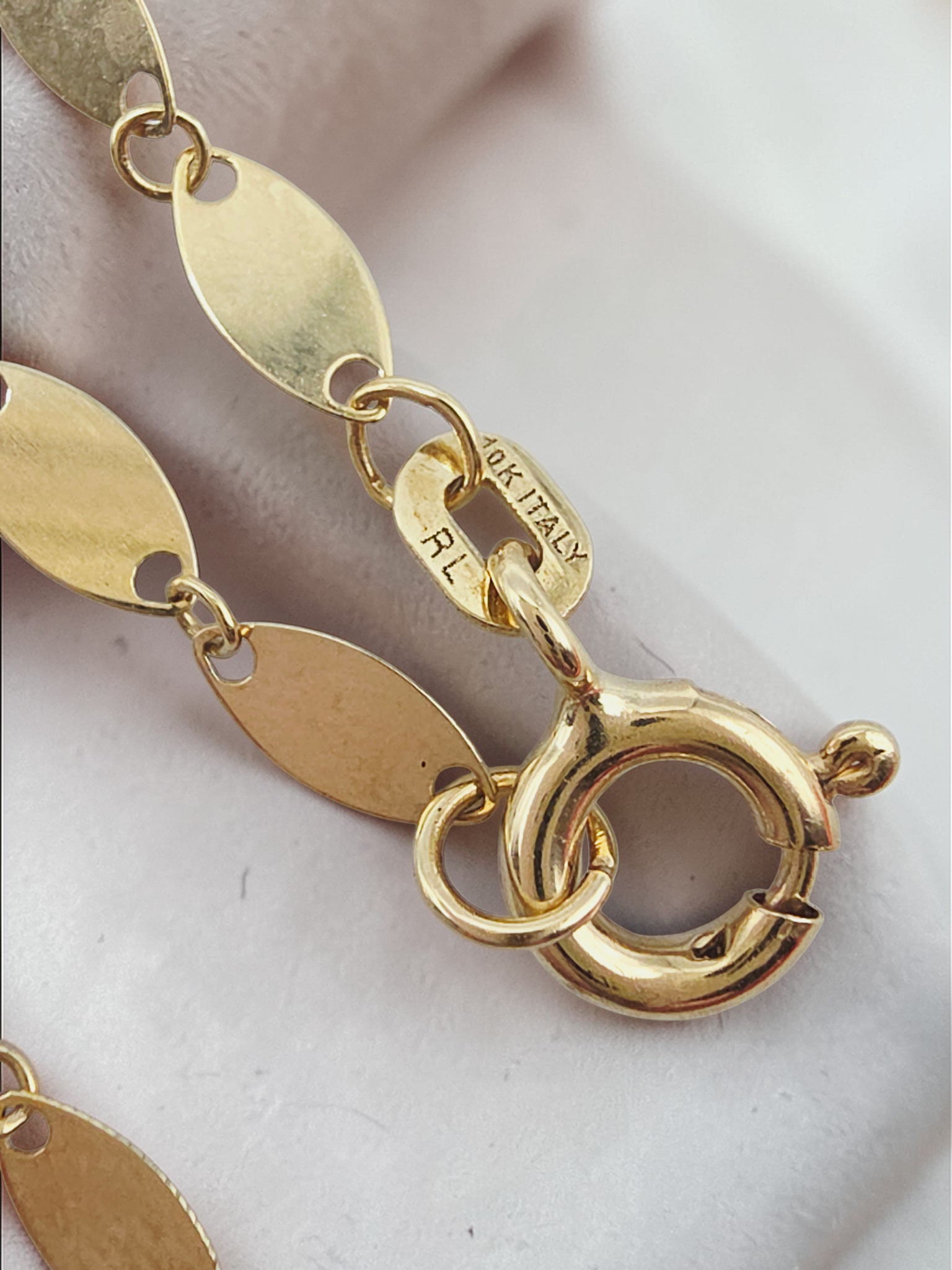 Solid 10K Yellow Gold Mirror Link Necklace - Italy - 18 Inch