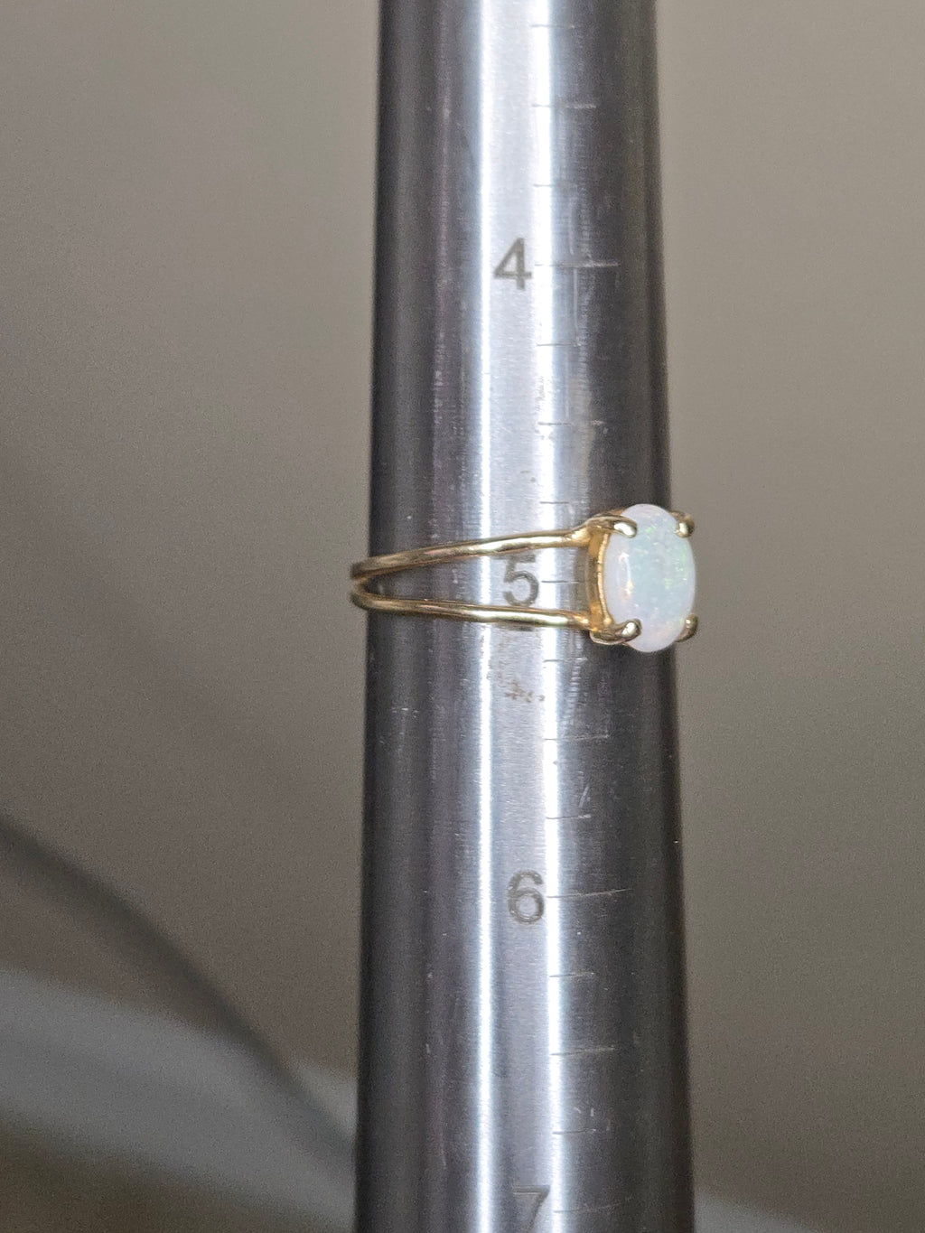 Solid 14K Yellow Gold Ring with Oval Cut Opal Size 5