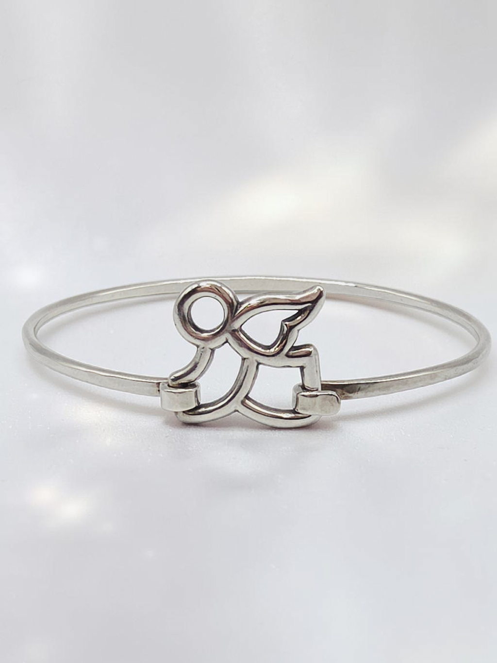 RETIRED James Avery Flying Angel Sterling Silver Bangle Hook Bracelet - 7 Inch
