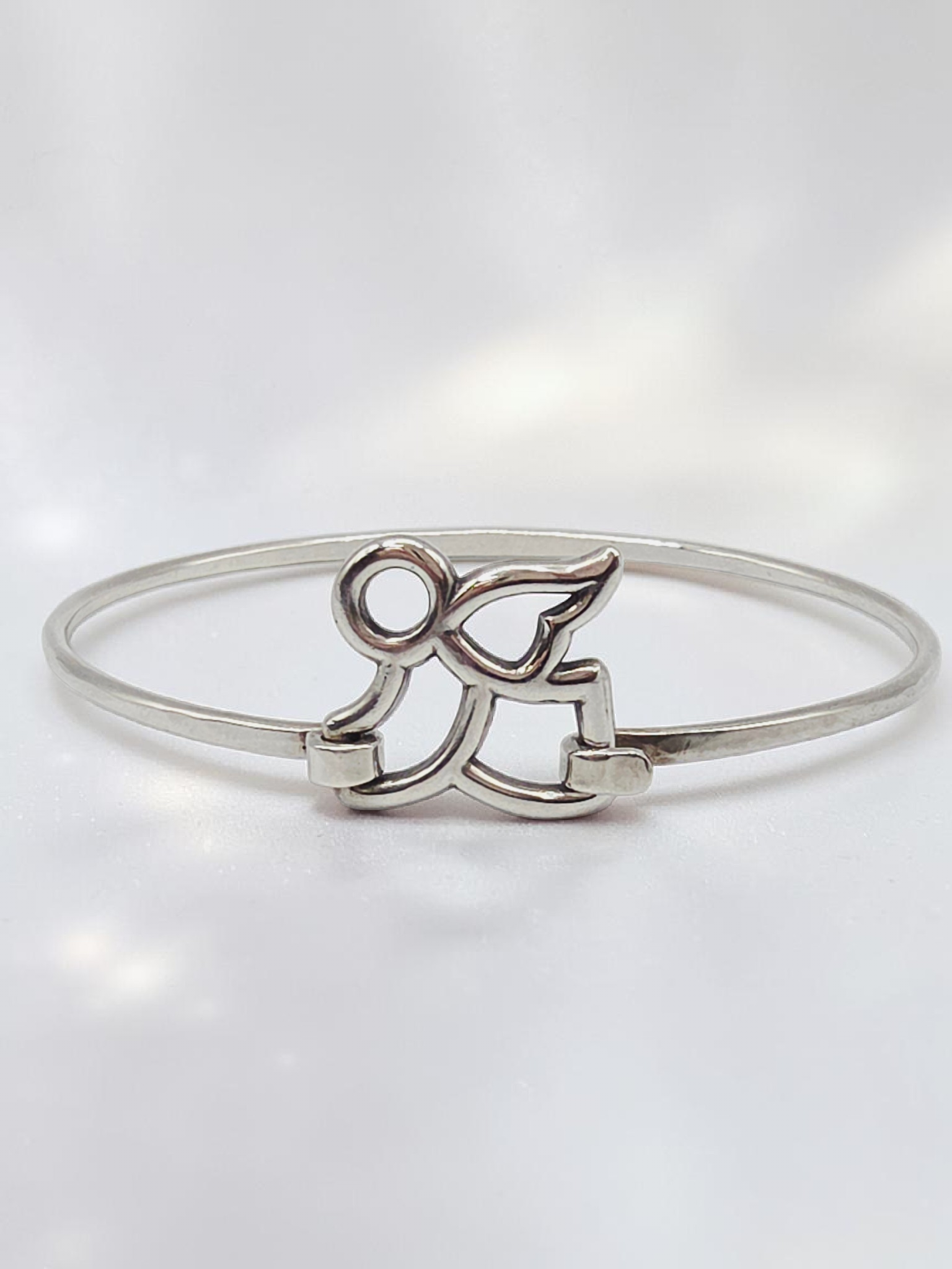 RETIRED James Avery Flying Angel Sterling Silver Bangle Hook Bracelet - 7 Inch