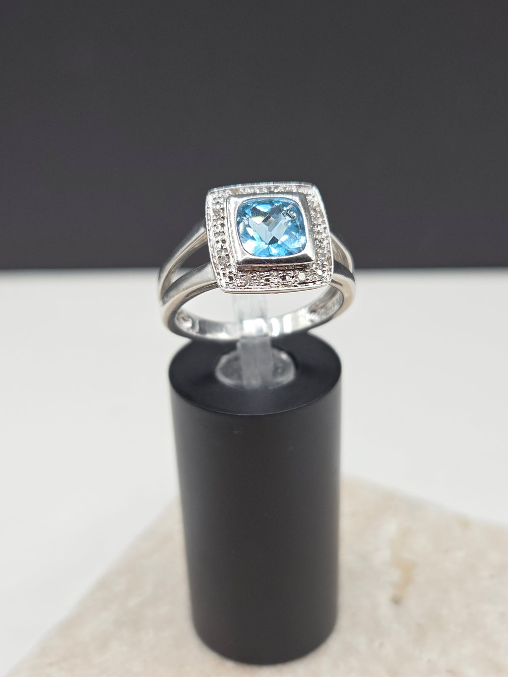 Vintage Pierre Meunier 925 Sterling Silver Blue Topaz Diamond Halo Ring – Size 7