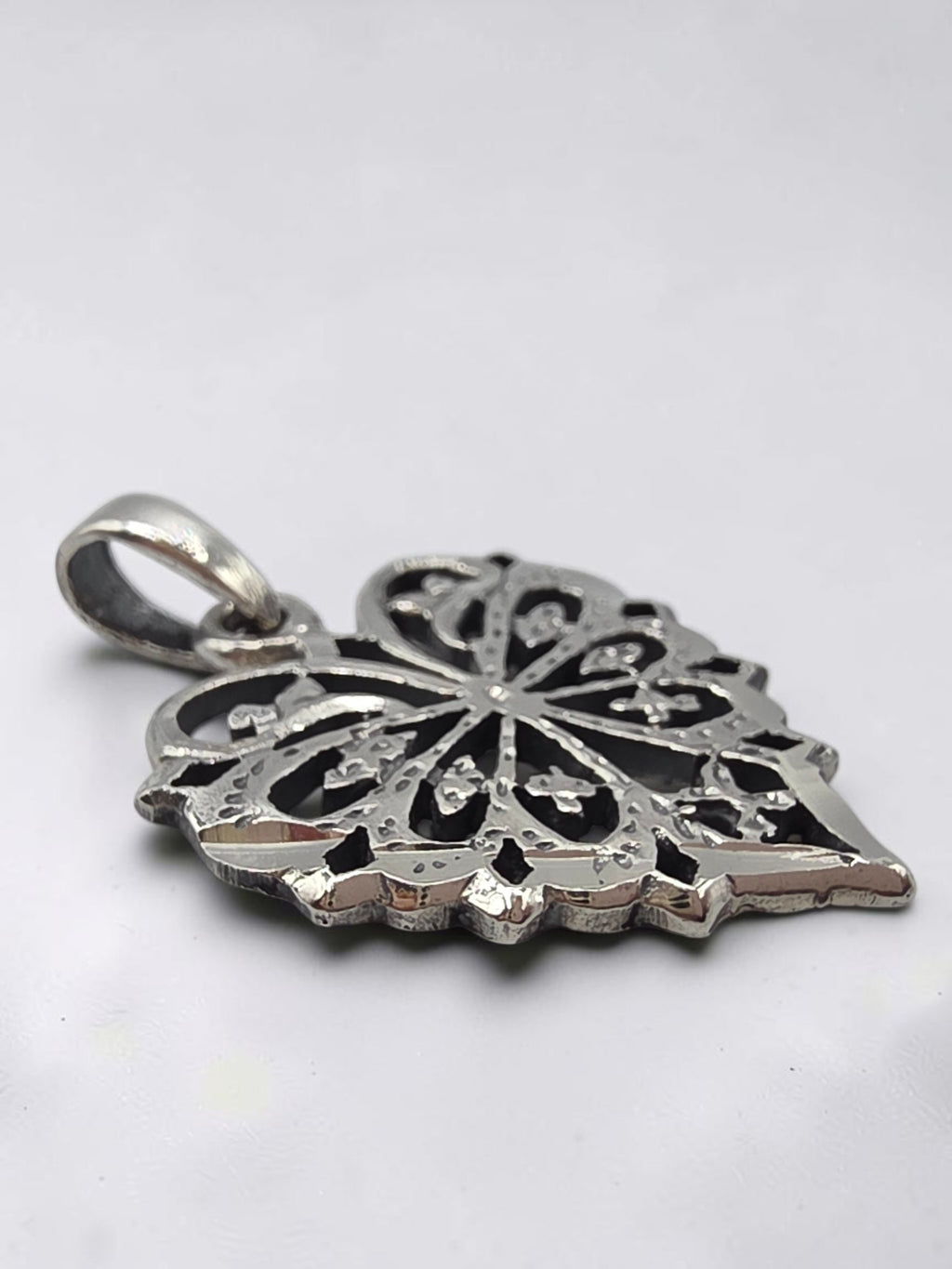925 Sterling Silver Openwork Filigree Heart Necklace Pendant
