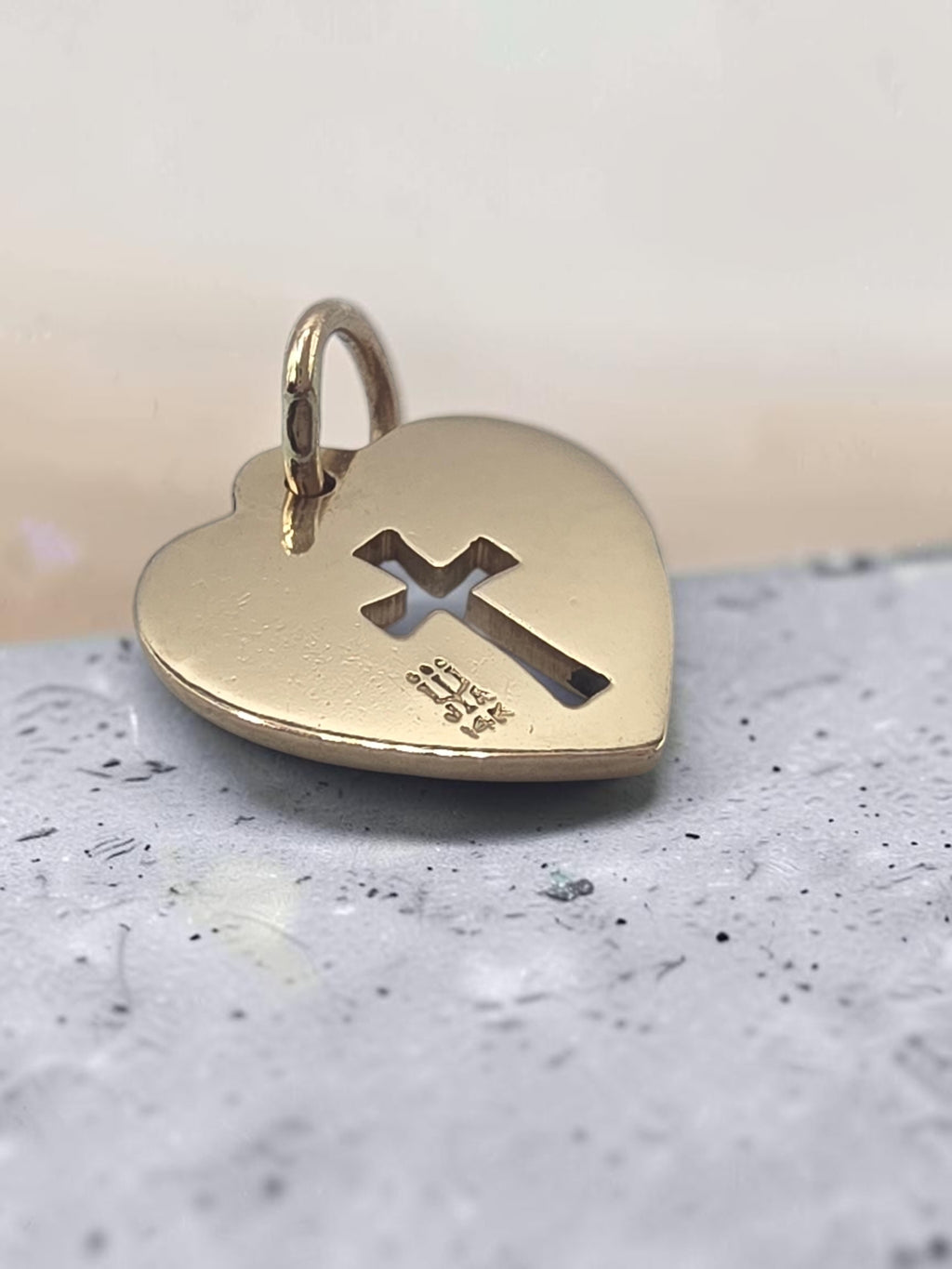 James Avery Solid 14K Yellow Gold Crosslet Cross Heart Charm Pendant