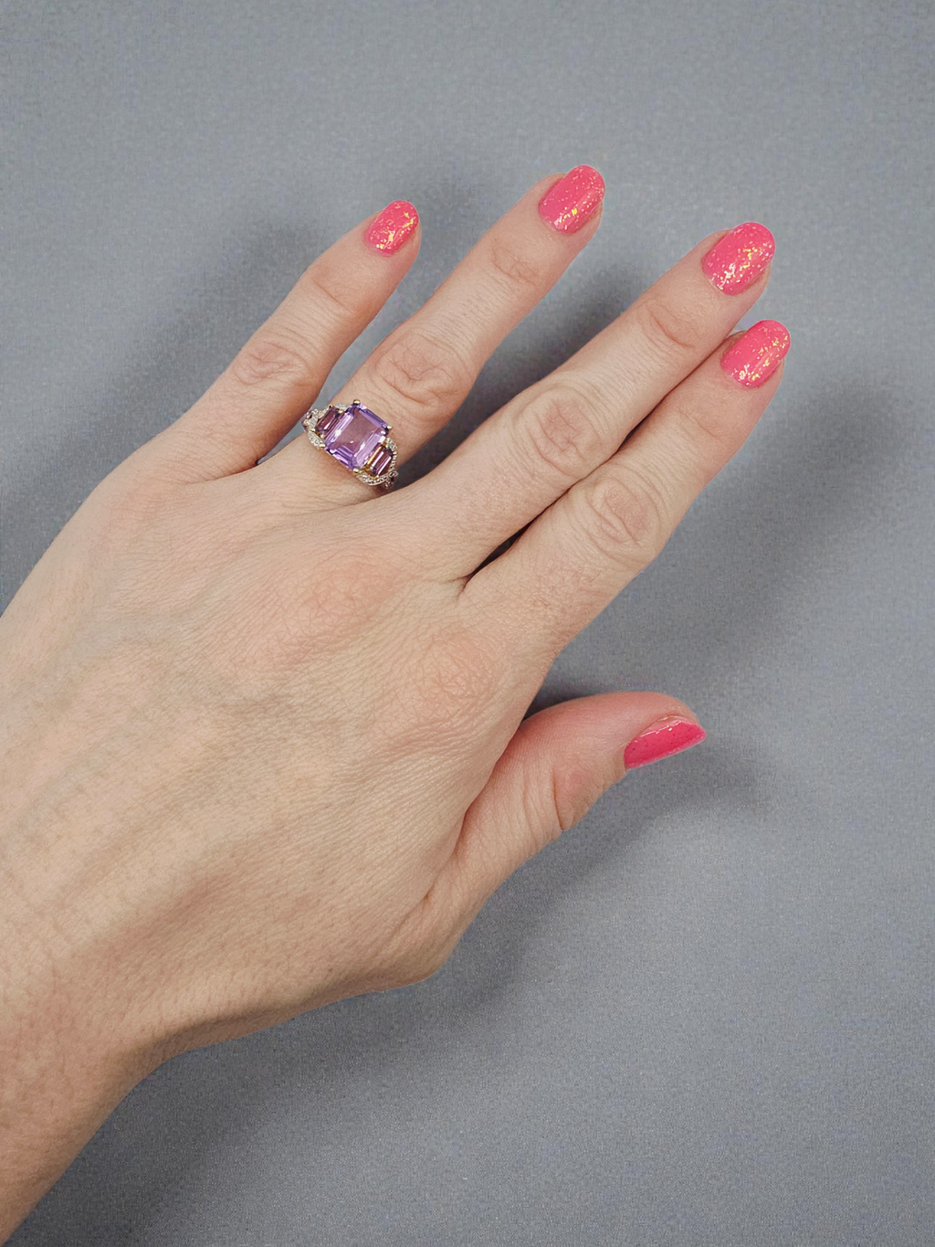 Solid 10K Yellow Gold Ring with Amethysts & Diamond Accents - Size 6.25