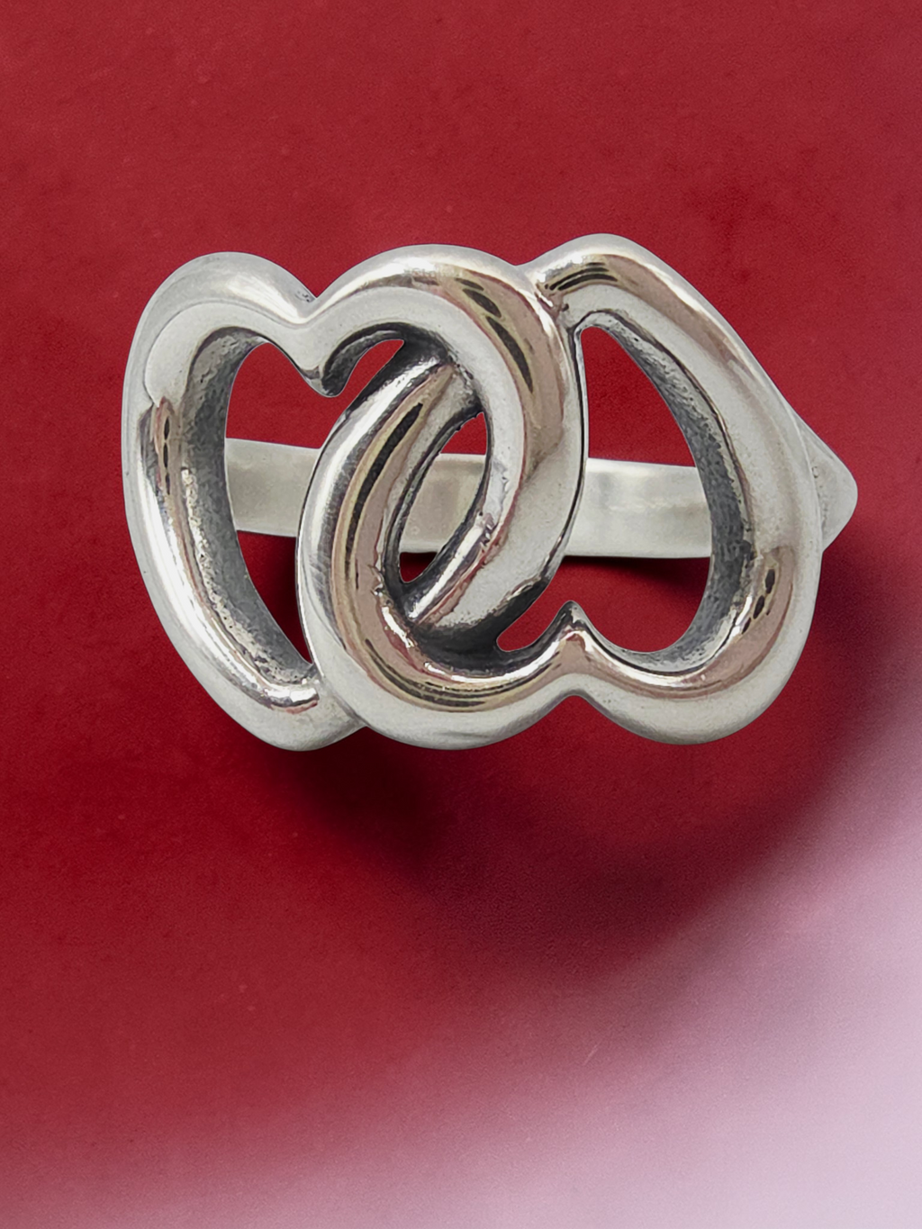 RETIRED James Avery Two Intertwined Hearts Linked Together Ring - Size 4.75