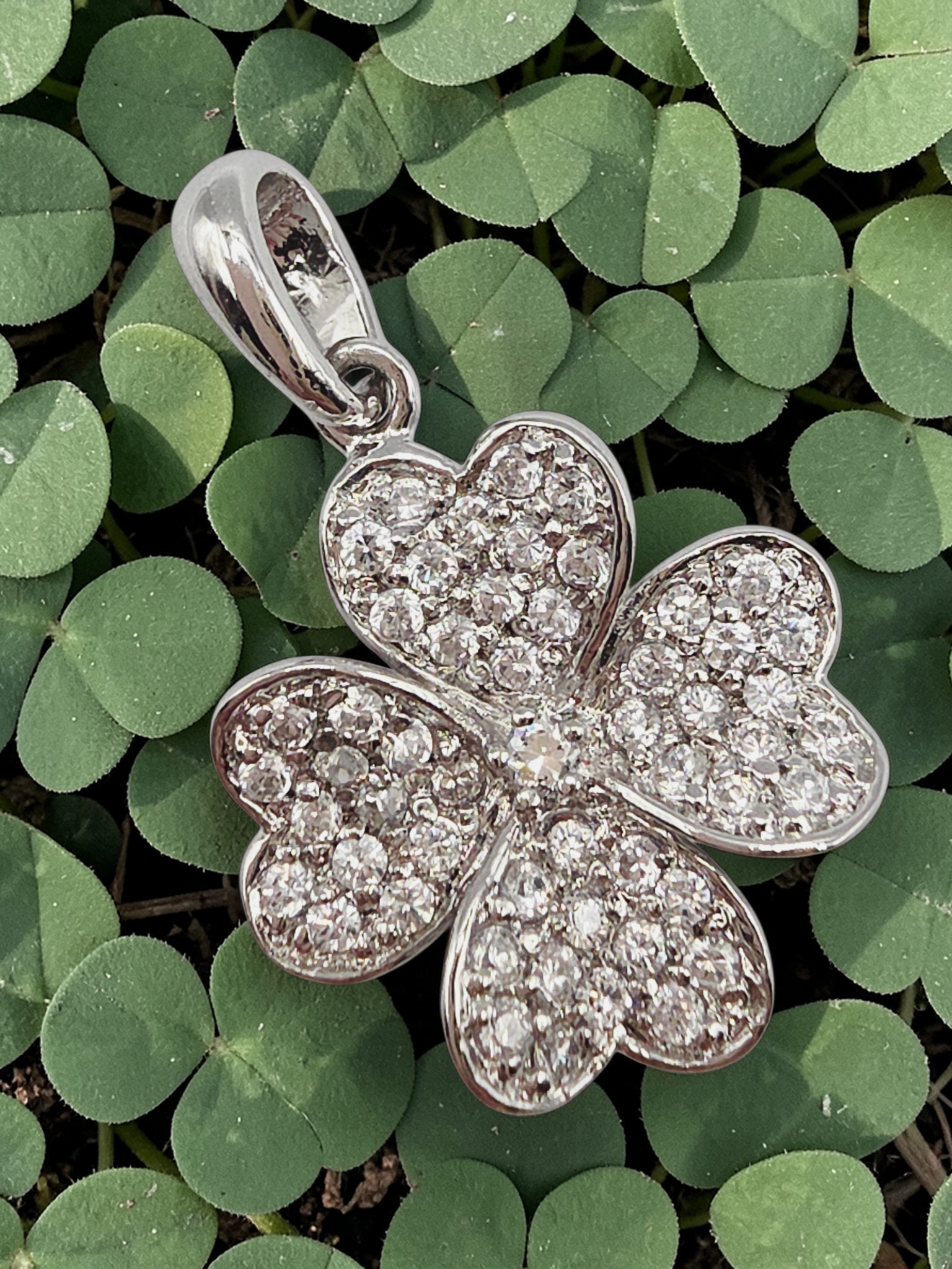 925 Sterling Silver Four Leaf Heart Clover CZ Necklace Pendant