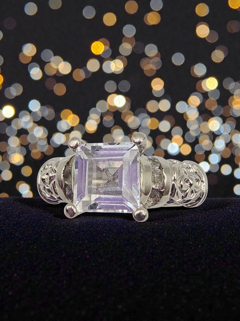 Vintage Solid 10K White Gold Antique Ring with Princess Cut Topaz - Size 7