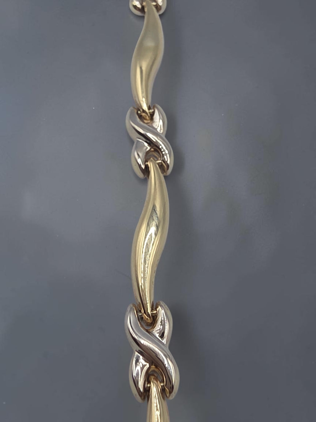 Solid 10K Two Tone Gold Criss Cross X Link Wave Station Bracelet 7.25 Inch