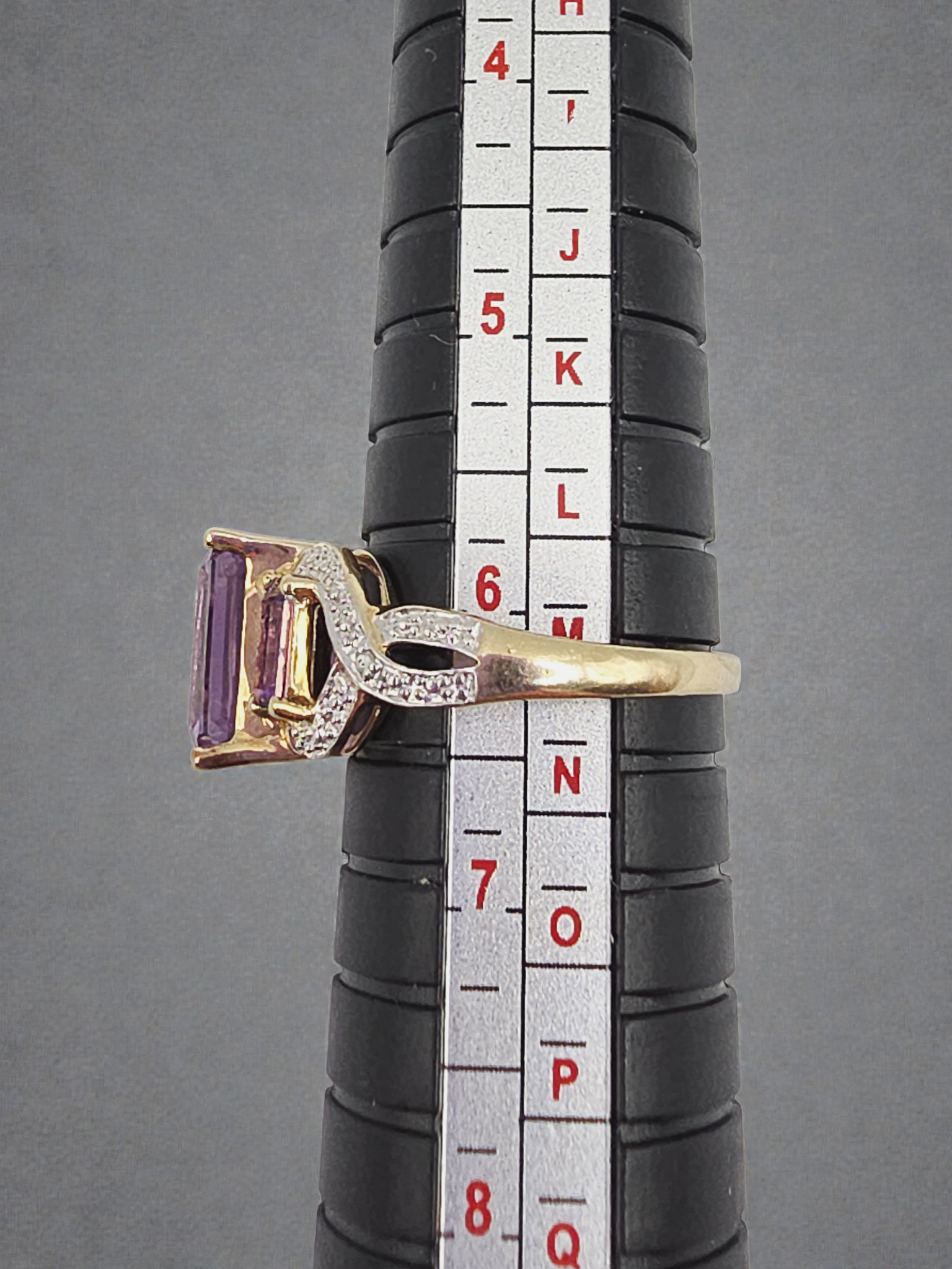 Solid 10K Yellow Gold Ring with Amethysts & Diamond Accents - Size 6.25