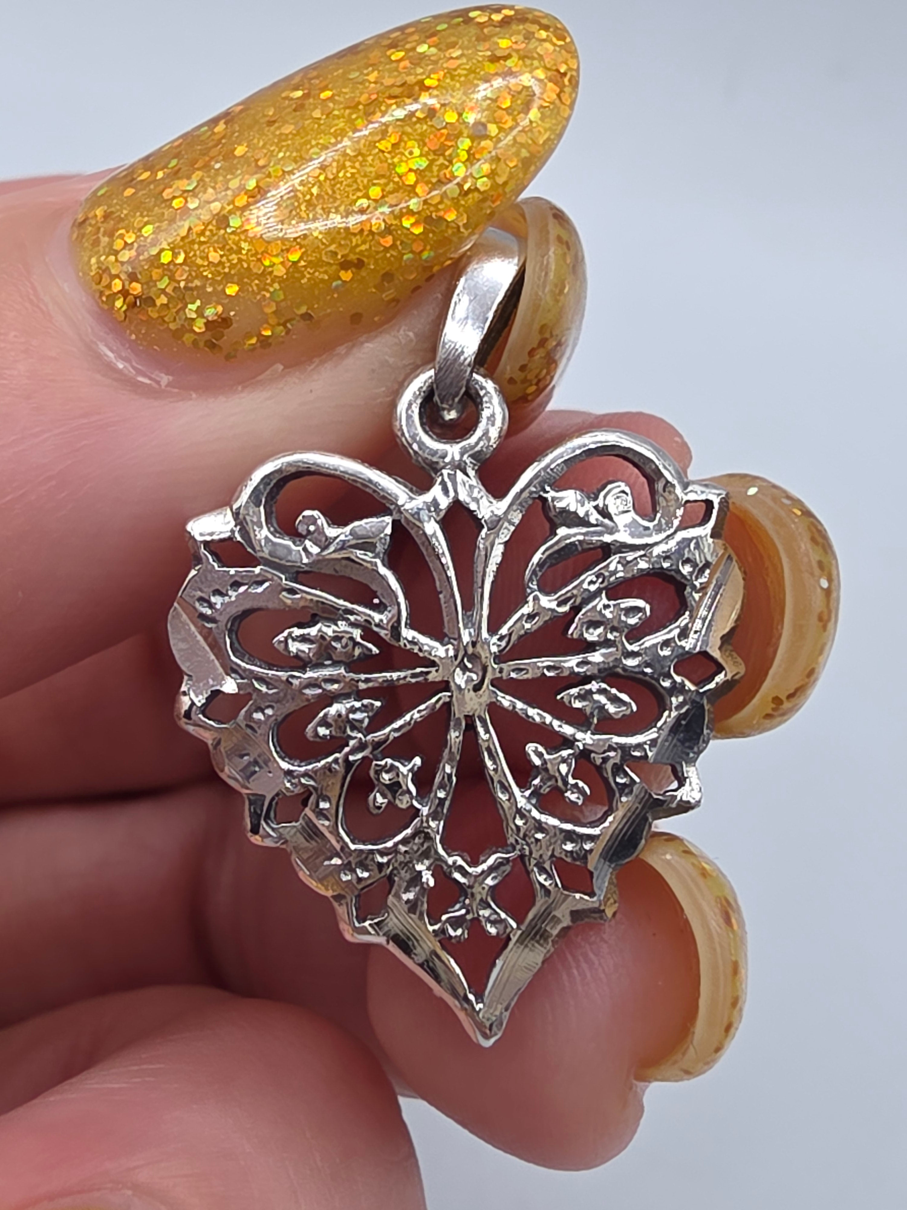 925 Sterling Silver Openwork Filigree Heart Necklace Pendant