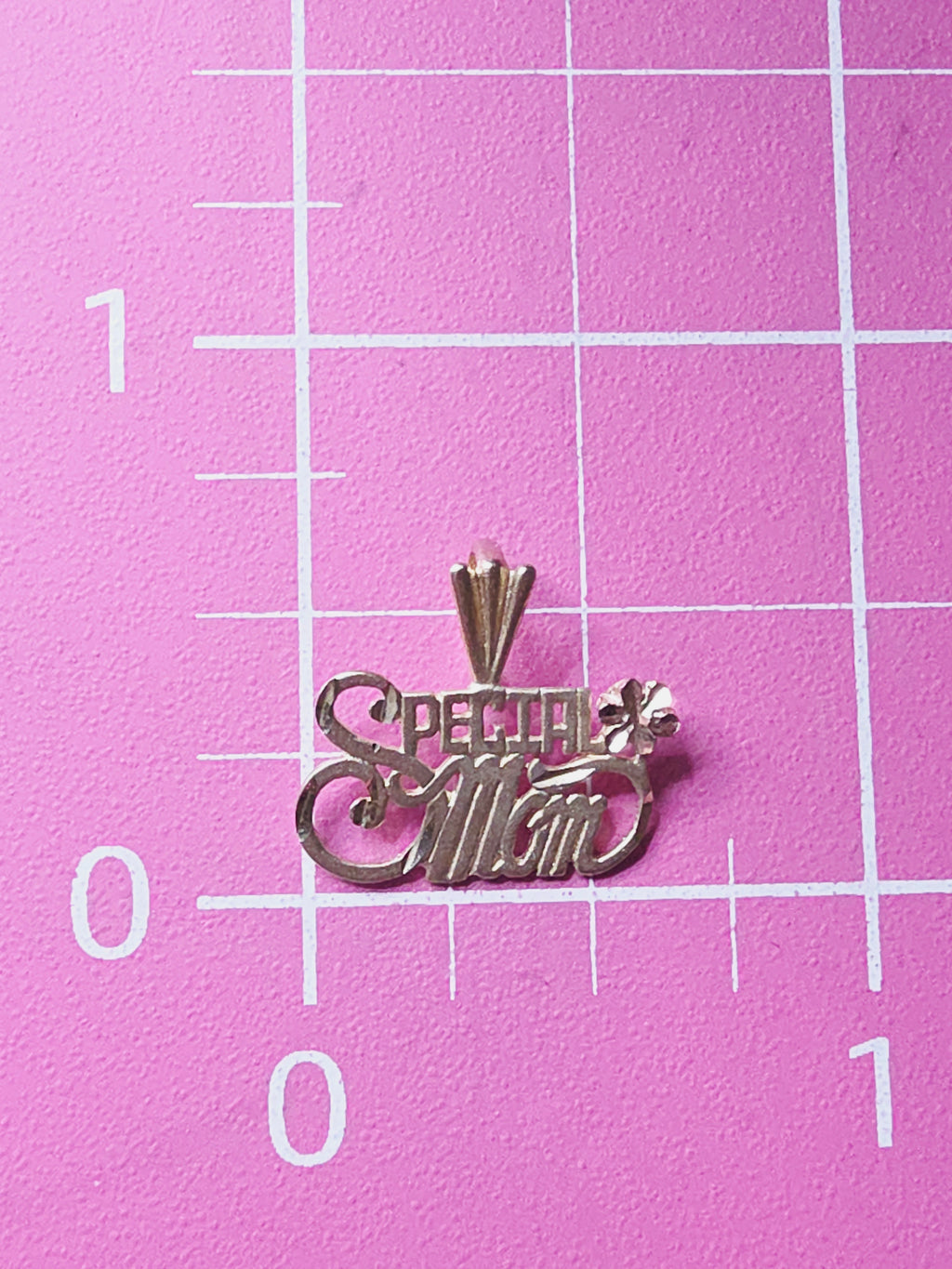 Michael Anthony Solid 14K Yellow Gold Special Mom Mothers Day Pendant