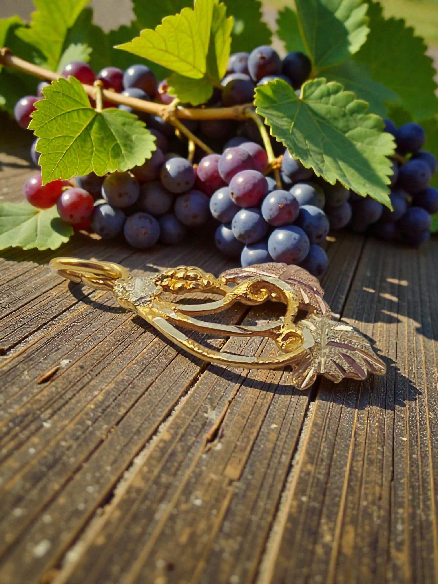 Black Hills Gold Solid 10K Tri-Color Grape & Leaf Necklace Pendant
