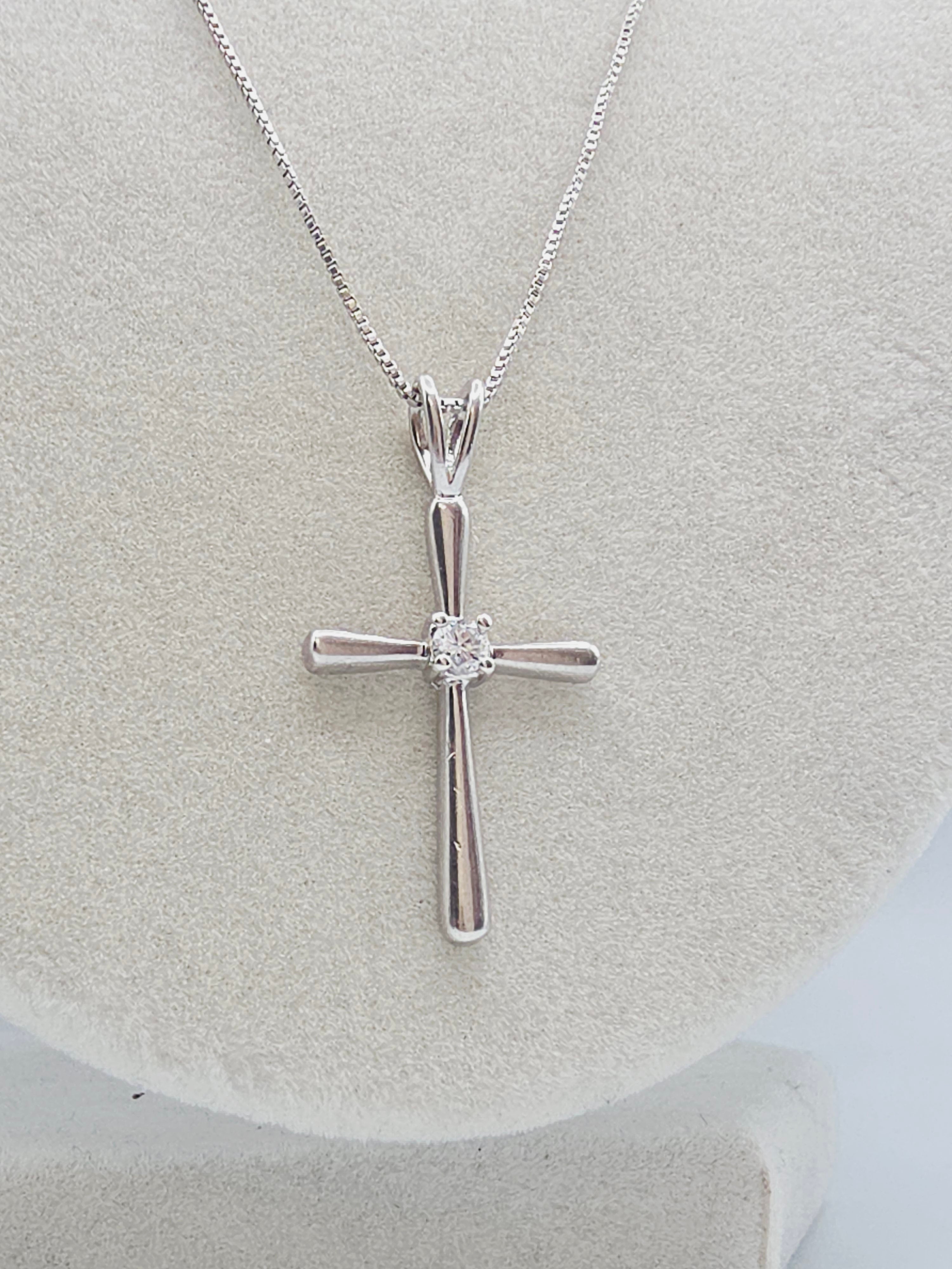 Sterling Silver Cross Pendant Boxchain Necklace with CZ Accent - 20 Inch