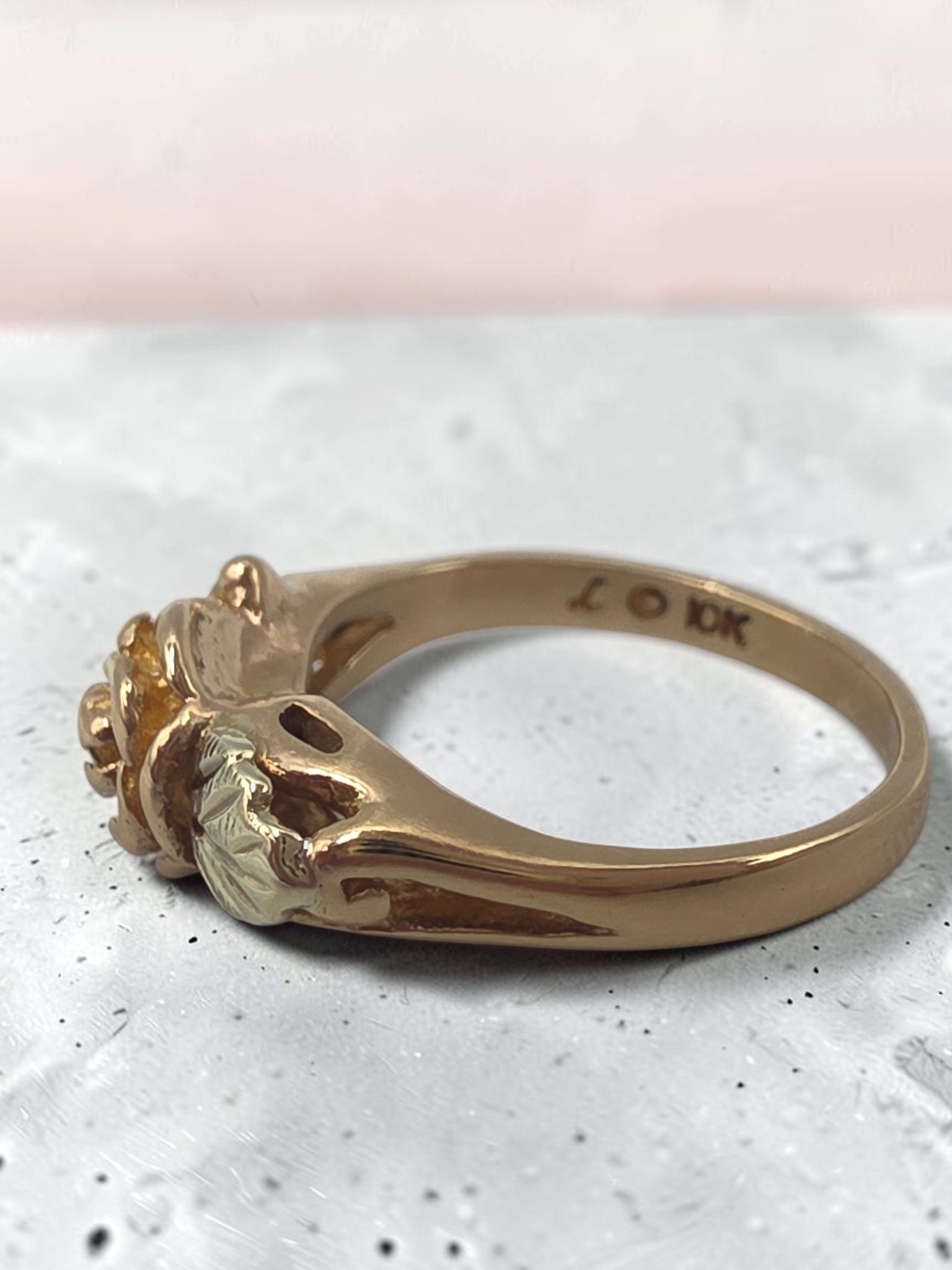 Vintage Landstrom's Black Hills Solid 10K Tri Color Gold Rose Ring Size 4.75