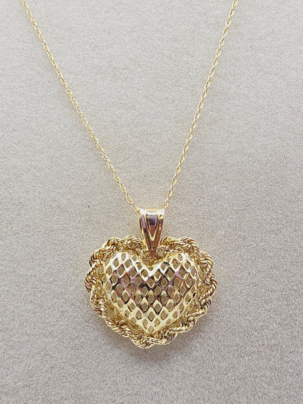 Michael Anthony Solid 14K Gold Filigree Heart Pendant Necklace - 18 Inches