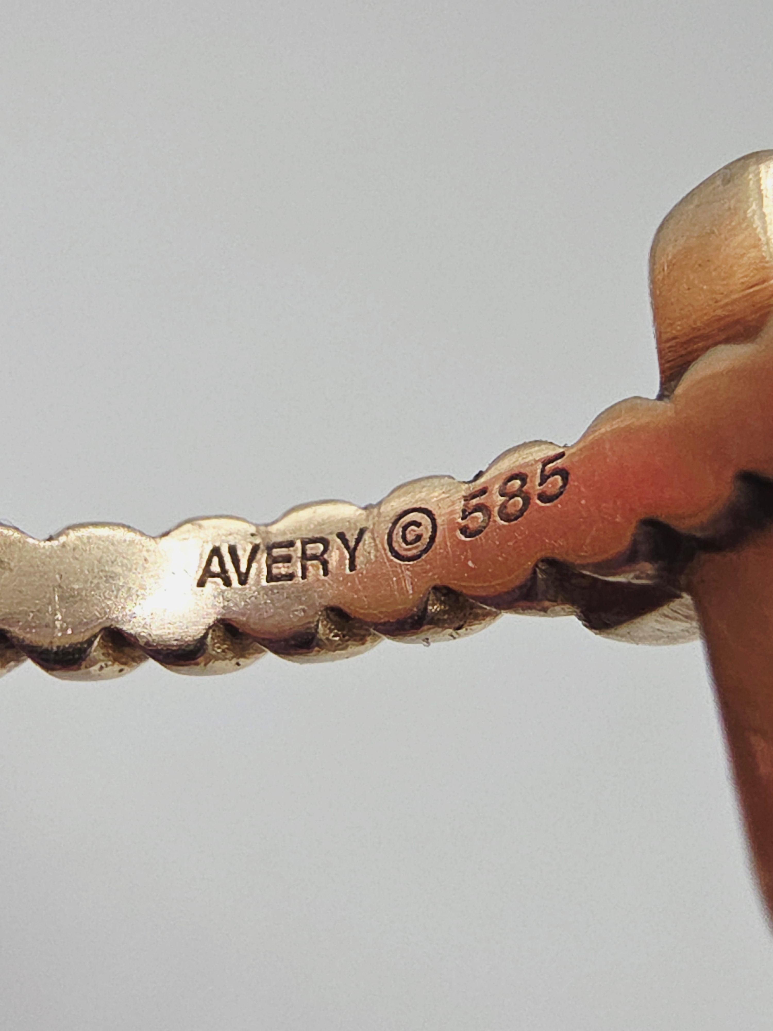 RETIRED James Avery Solid 14K Yellow Gold Cross Ring with Twisted Band – Size 6