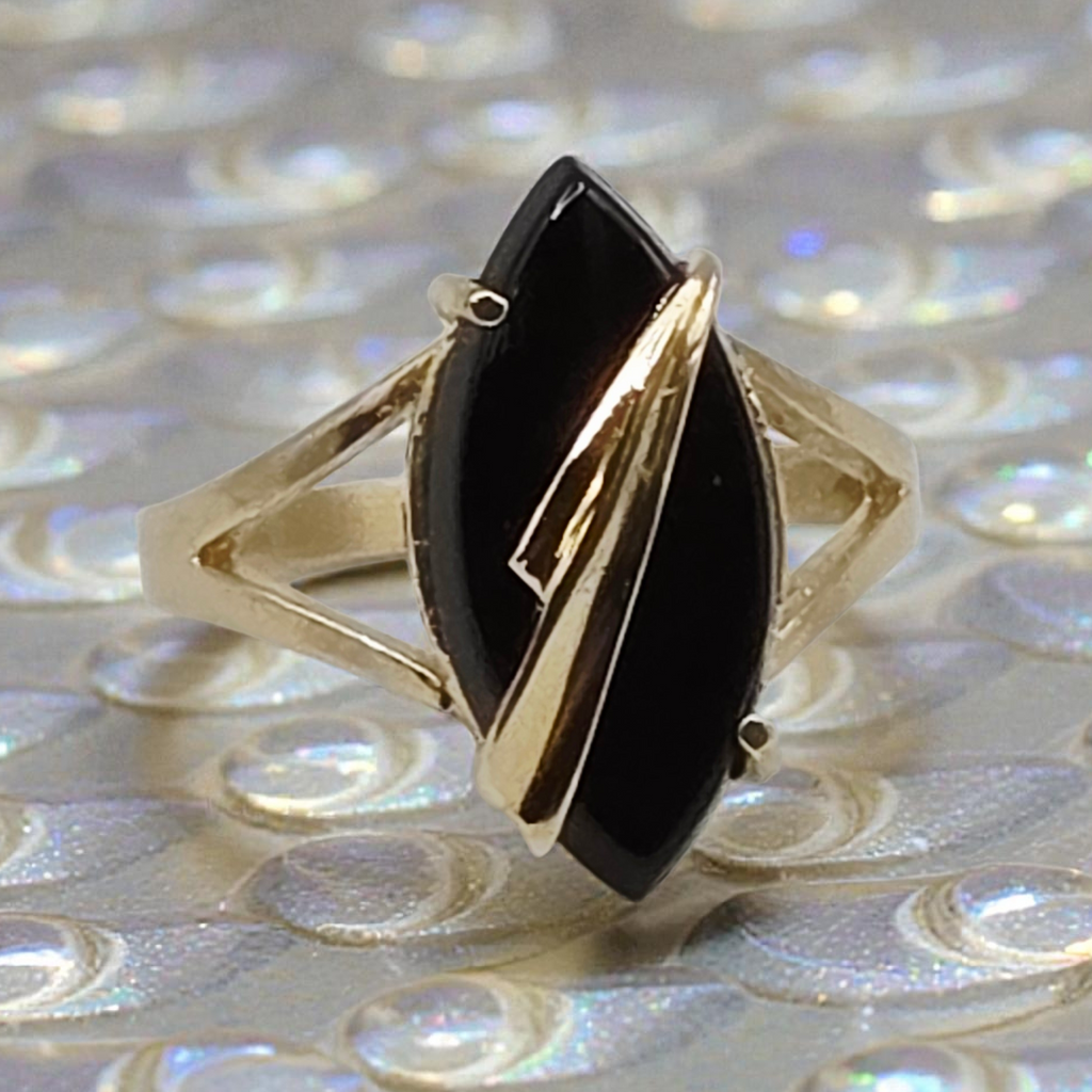 Solid 14K Yellow Gold Ring with Marquise Black Onyx – Size 7.5