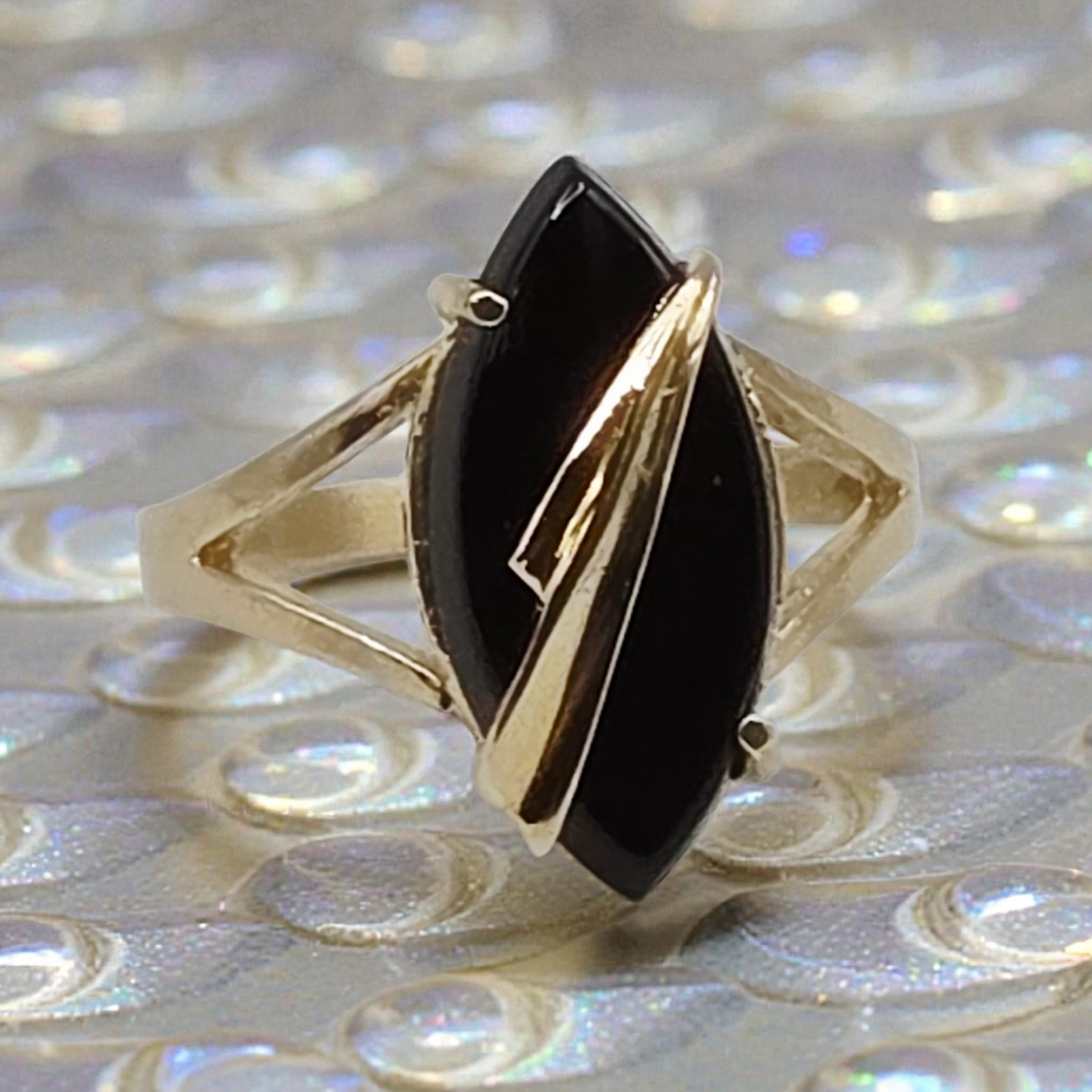 Solid 14K Yellow Gold Ring with Marquise Black Onyx – Size 7.5