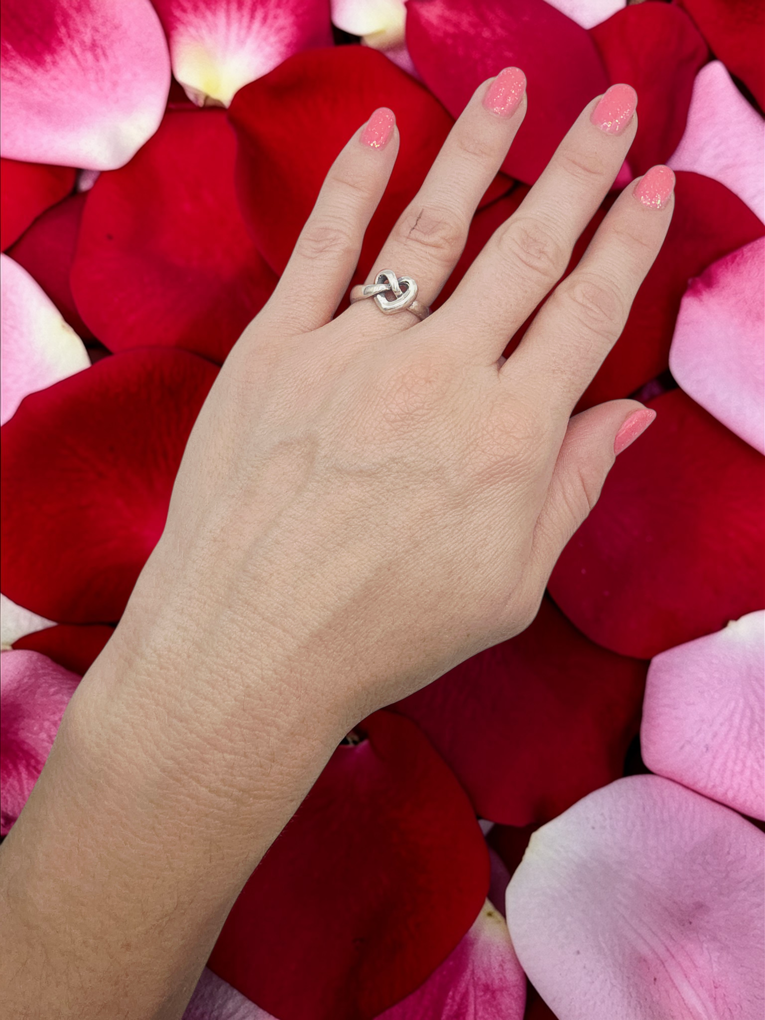 James Avery 925 Sterling Silver Heart Knot Ring - Size 6.25